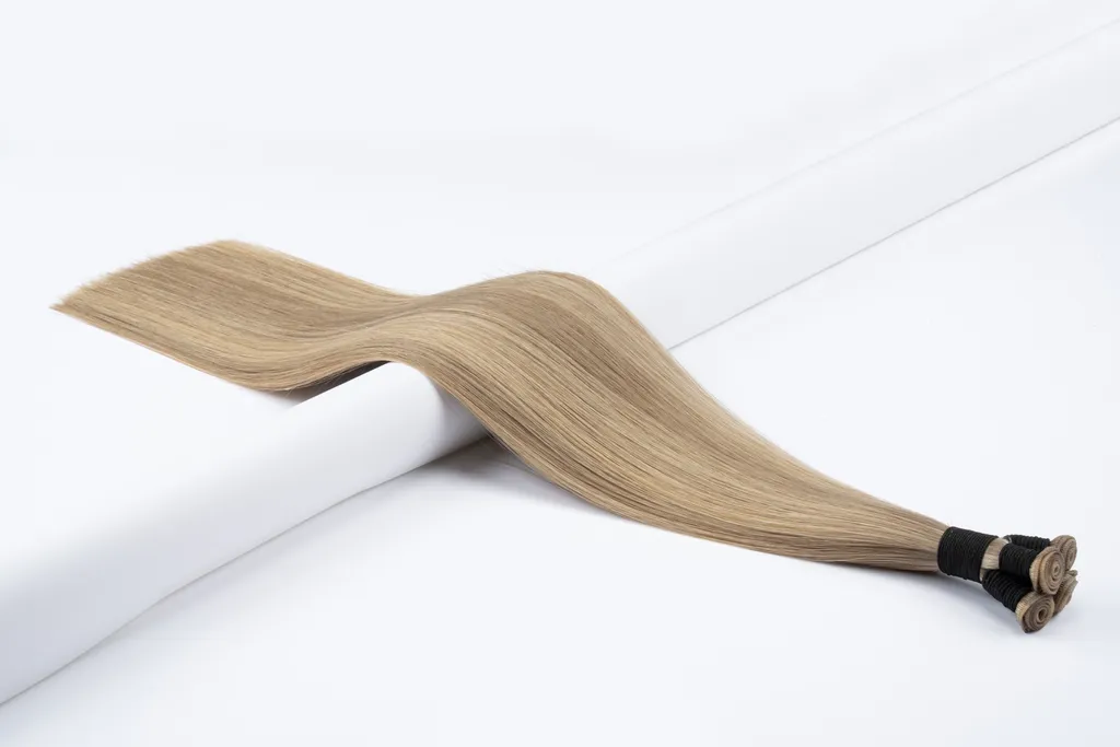 Hand-Tied Weft 5